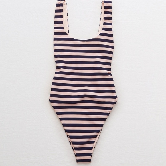 Aerie | L Striped Scoop Neck One-Piece Swimsuit - Picture 1 of 5